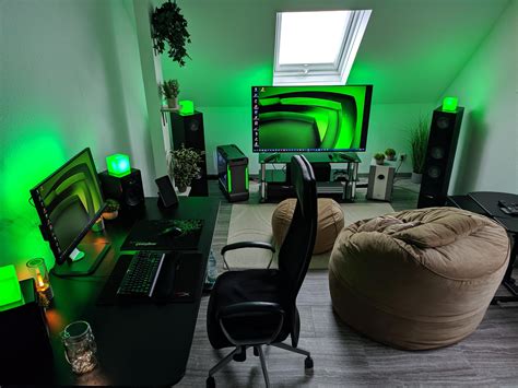 Team Green | Gamer bedroom, Game room design, Gaming room setup