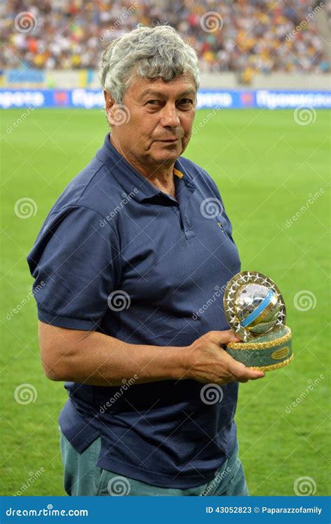 Mircea Lucescu with award editorial stock photo. Image of award - 43052823