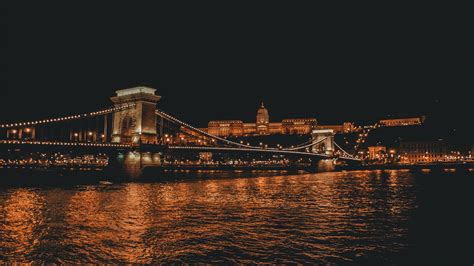 Download wallpaper 3840x2160 budapest, city, bridge, night 4k wallpaper ...