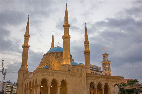 Rafik Hariri Mosque, Mohammad Al Amin Mosque Stock Photo | Adobe Stock