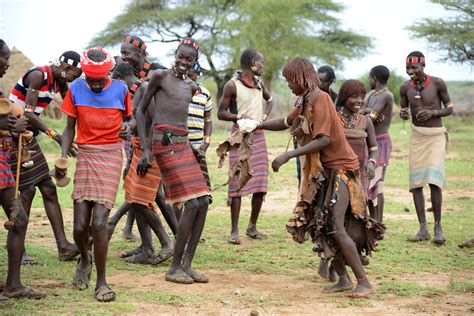 Traditional Dance (3) | Turmi | Pictures | Ethiopia in Global-Geography