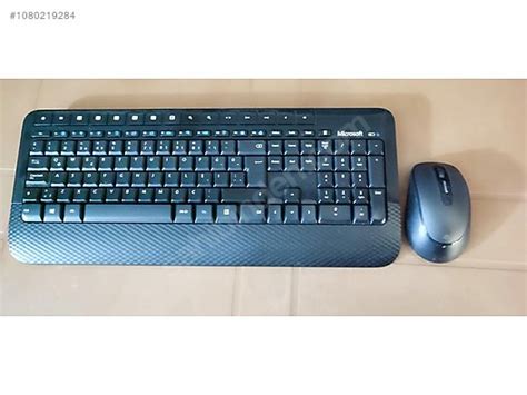 Microsoft Wireless Desktop 2000, Black Wireless Keyboard And Mouse ...