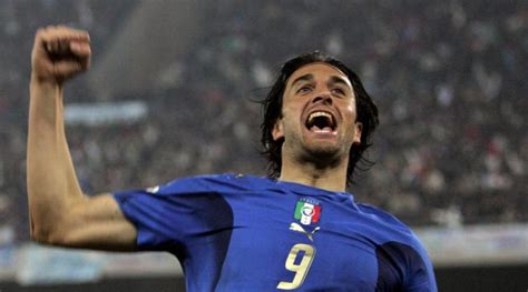 World Cup winner Luca Toni announces his retirement