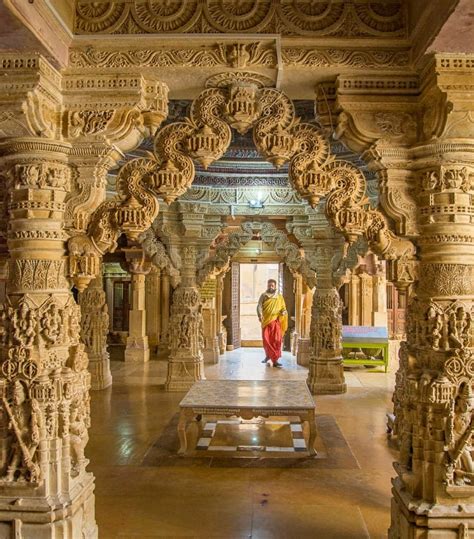 Amazing intricate work at Jaisalmer jain temple - Showcasing India : r/IndiaSpeaks