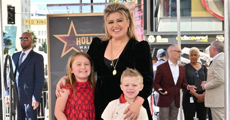 Kelly Clarkson, Her Kids at Hollywood Walk of Fame Ceremony | POPSUGAR ...