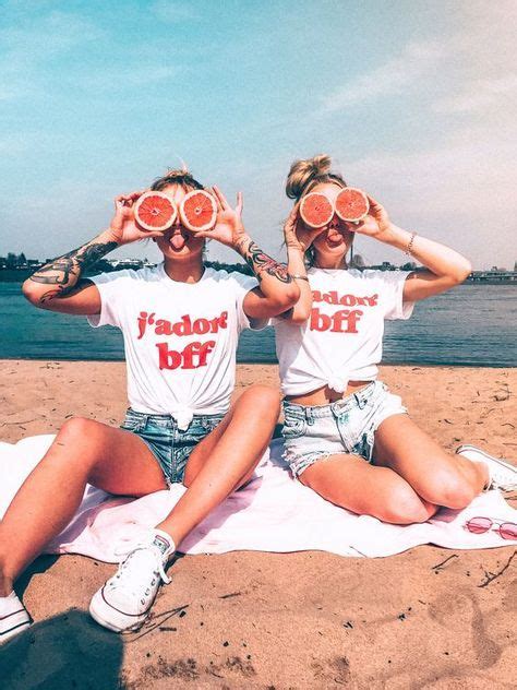 30 Creative Picnic and Delicate Outfits for Summer in 2020 | Friends photography, Best friend ...