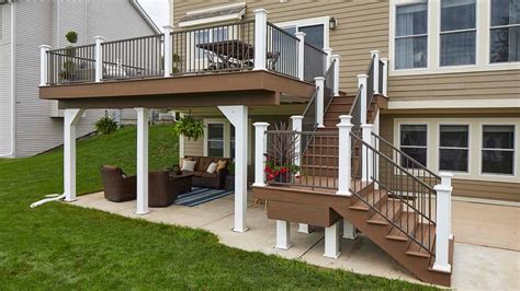 Explore This Sophisticated Two-Story Deck in 3D | TimberTech