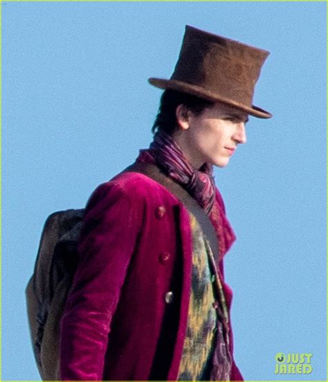 Timothee Chalamet Spotted in Full 'Wonka' Costume While Filming on the Beach: Photo 4642258 ...