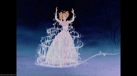 Do tu think "Cinderella's Dress Transformation" is a beautiful piece of animación ★ - personajes ...