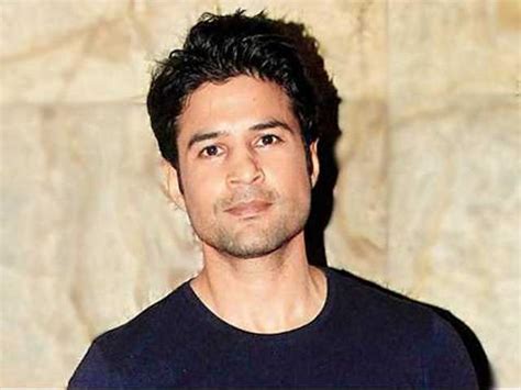 Rajeev Khandelwal Height, Age, Family, Wiki, News, Videos, Discussion ...