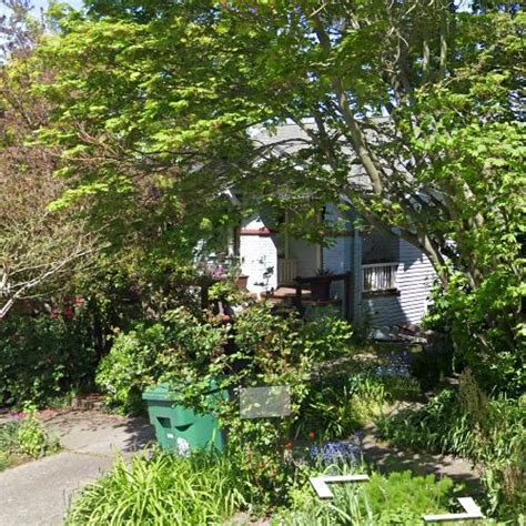 Dave Matthews' House in Seattle, WA (#3) - Virtual Globetrotting