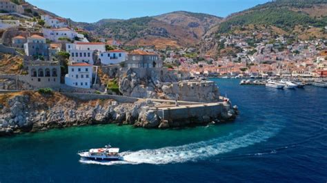 17 Sublime Things to Do in Hydra for a Glamorous Getaway - Sofia Adventures