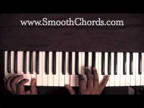 Chords for I Shall Wear A Crown - Thomas Whitfield - Piano Tutorial