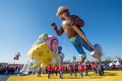 High winds expected to wreak havoc on Macy's parade