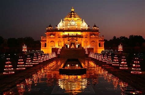 About Akshardham Temple at Gandhinagar Gujarat