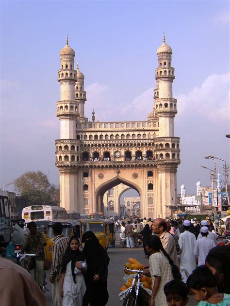 File:Charminar.jpg - Wikimedia Commons