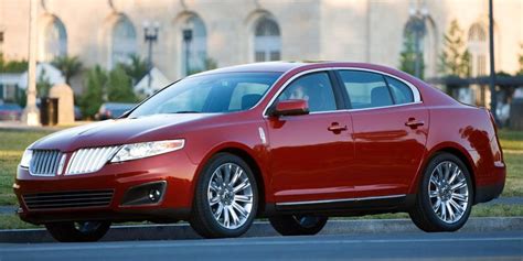 2016 Lincoln MKS Review, Pricing and Specs