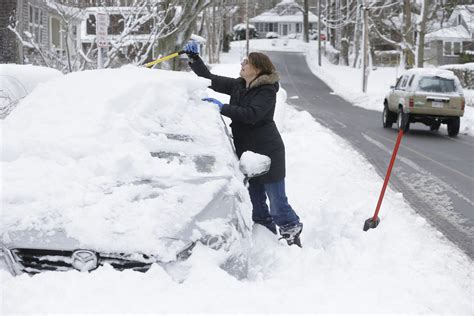 Digging out: East Coast recovers from Winter Storm Jonas