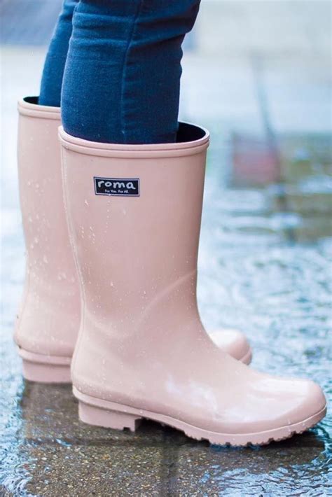 18 Designs of Rain Boots for Women: From Cute to Classy | Cute rain ...