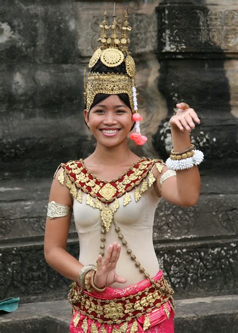 Cambodia Complete Tourist Guide; From A to Z – Travel Around The World ...