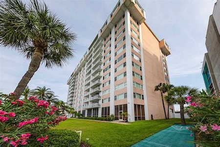 Clearwater Beach FL. Beachfront Condos For Sale I Beachfront Condominiums