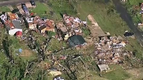 Aerial footage shows destruction after deadly tornadoes in Oklahoma ...