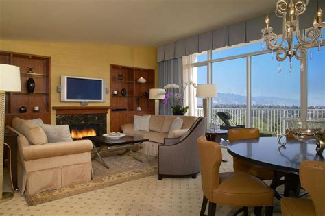 The Beverly Hilton Hotel in Los Angeles (CA) - Room Deals, Photos & Reviews