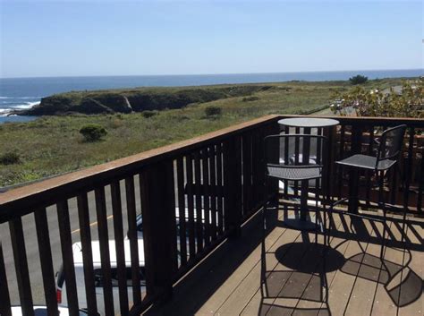 Seaside Studio - Ocean Views in Mendocino Village UPDATED 2022 - Tripadvisor - Mendocino ...