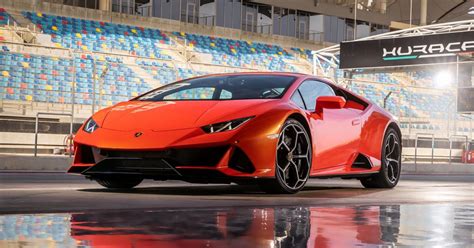 Lamborghini Huracán EVO: Taming the Raging Bull’s V10 Beast on Bahrain ...