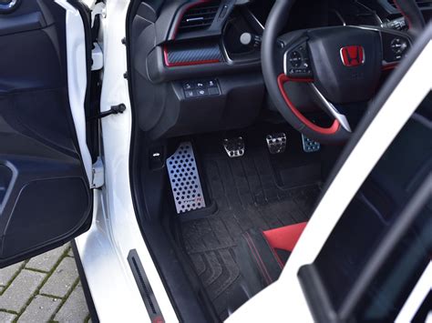 HONDA CIVIC X TYPE R FK8 FOOTREST - autoCOVR | quality crafted ...