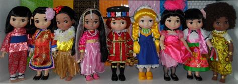 Its A Small World Dolls