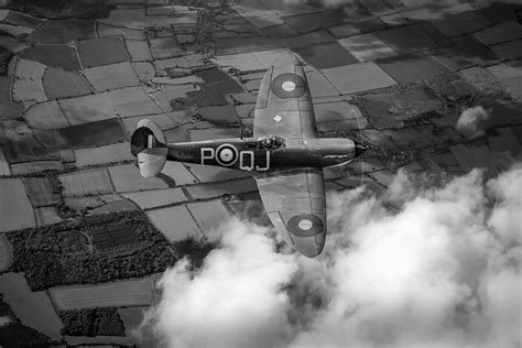 FLIGHT ARTWORKS | Battle of Britain Spitfire B&W version art prints and canvas prints