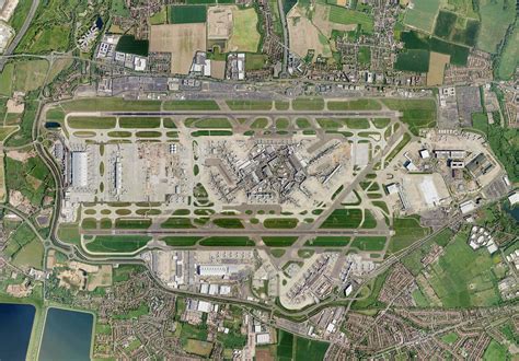 LHR: 10 Interesting Facts and Figures about London Heathrow Airport - Londontopia