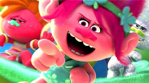 Poppy fa il ballo dei Troll ("Move Your Feet / D.A.N.C.E" ) | Trolls | Clip in Italiano - YouTube