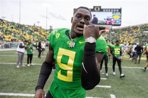 Oregon coach shows what he thinks of Colorado in locker room speech ...