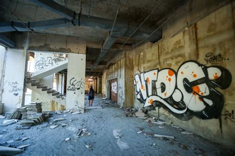 Graffiti in Abandoned Building Editorial Stock Photo - Image of modern ...