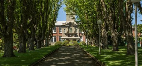 The Best Colleges in Vancouver of 2024 | CourseCompare.ca