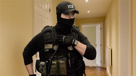 ICE Agent Terrified After Becoming Separated From Team During Immigrant Raid