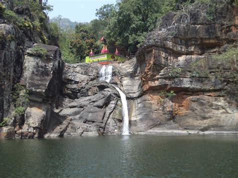 Devkund Waterfalls, Pune| Trekking, Route, Distance