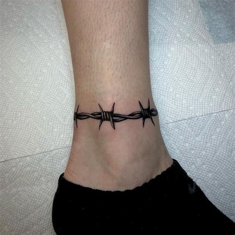 Wrap Tattoo, Barb Wire Tattoos, Tattoo Art, Thumb Tattoos, Vine Tattoos, Foot Tattoos, Tattoo ...