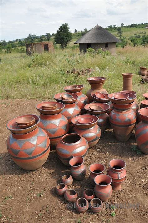 African Ceramics | to fire pottery the traditional Venda way at ...