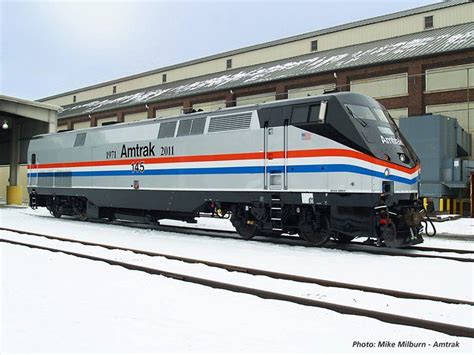 amtrak heritage units | ... of #145. Note the years before and after Amtrak above the stripes ...