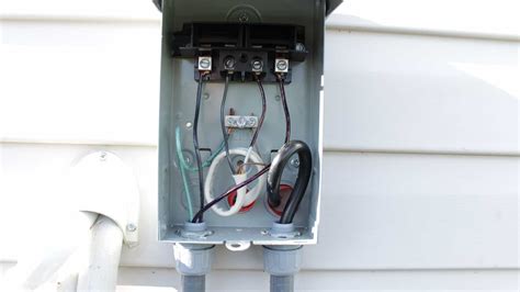 Wiring inside of the outdoor electrical disconnect box - Makercise