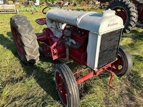 SOLD - Fordson Fordson F Tractors Less than 40 HP | Tractor Zoom