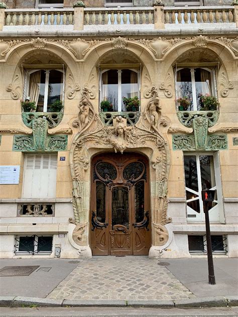 Art Nouveau Architecture in Paris