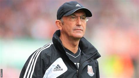 Tony Pulis says Stoke City are trying to evolve style - BBC Sport