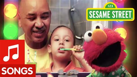 Sesame Street: Healthy Teeth, Healthy Me: Brushy Brush PSA - YouTube