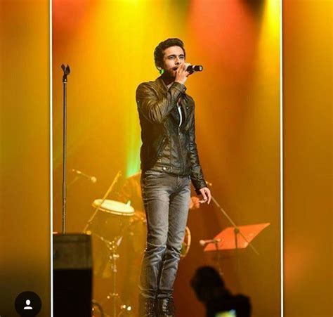 Sanam live in Mauritius