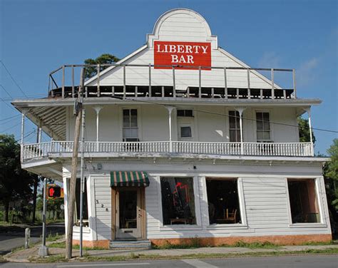 The Liberty Bar | Pontiac, MI | Detroit Happy Hour