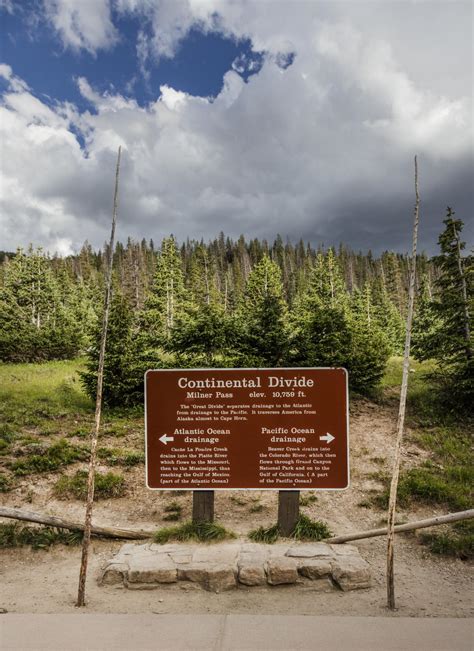 Continental Divide sign high in Rocky Mountain National Park in the Front Range of the ...